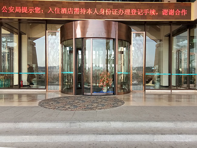 两翼自动旋转门